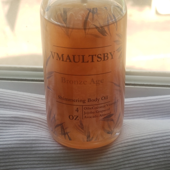 SHIMMY SHIMMY SHIMMERING BODY OIL - Picture 5 of 5